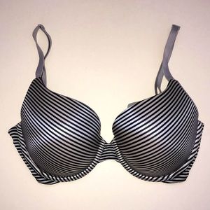 Victoria Secret padded perfect coverage bra